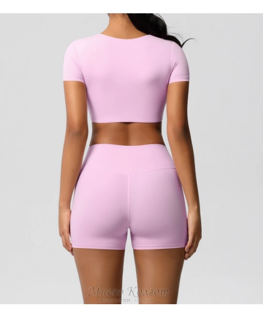 Жіночий спортивний комплект Shorts + Crop T-shirt model 130